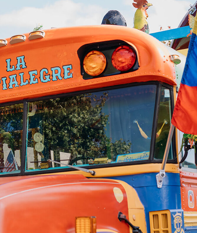 La Patialegre Party Bus